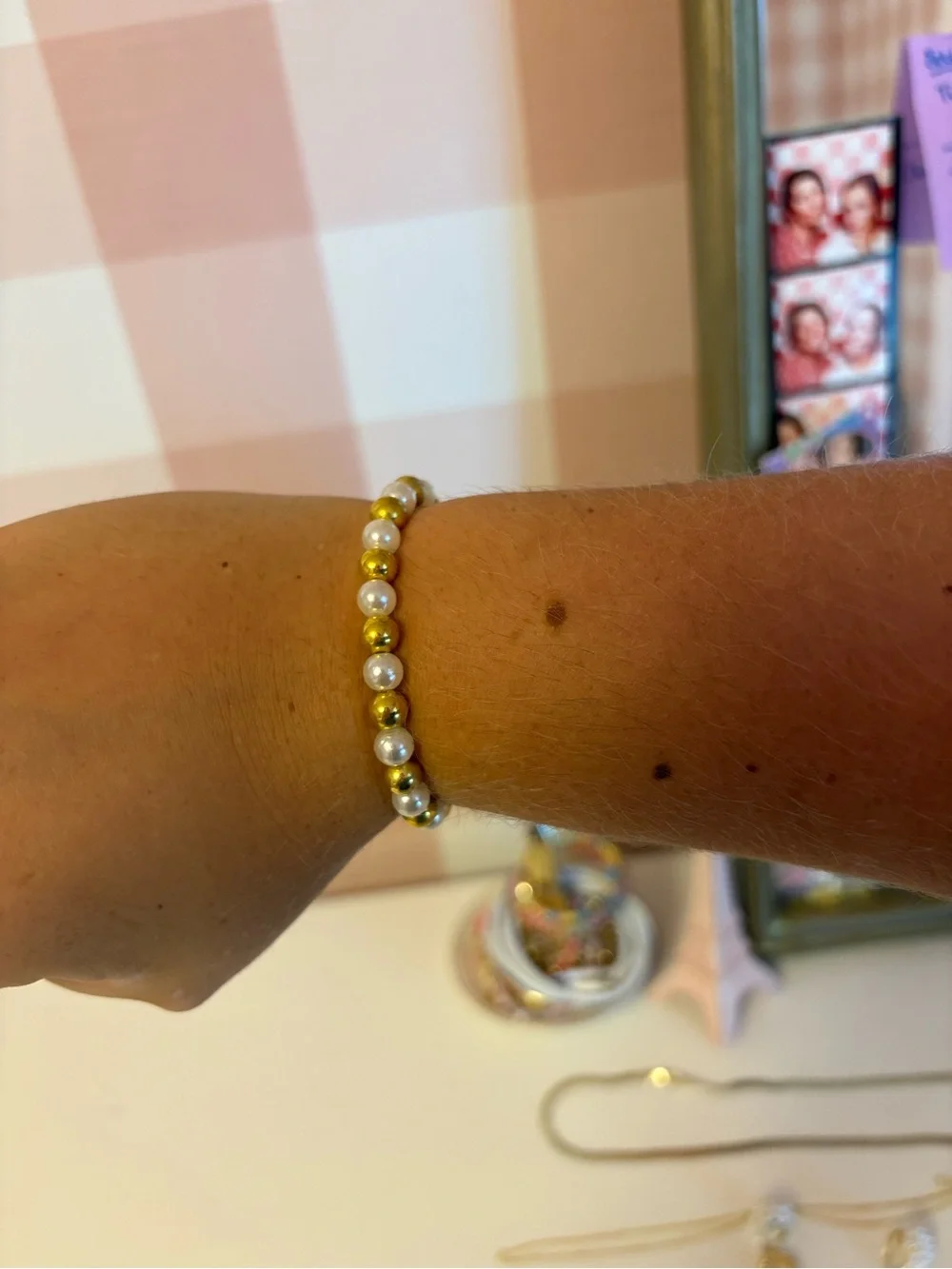 Gold and White Bead Stretch Bracelet